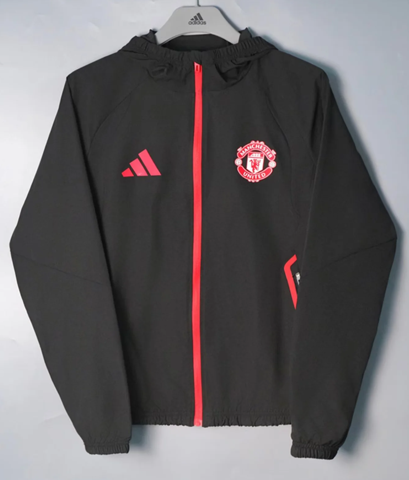 2026/27 Manchester United Black Windbreaker Hoodies Top With Hat-801