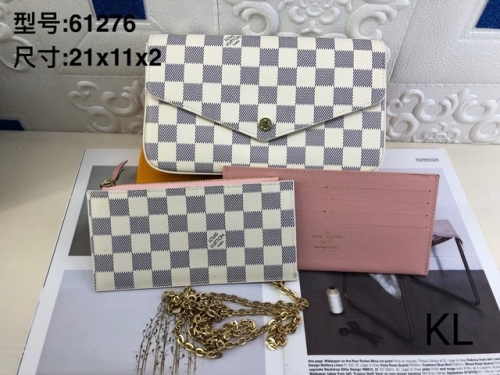 LV Handbags-P50K-6