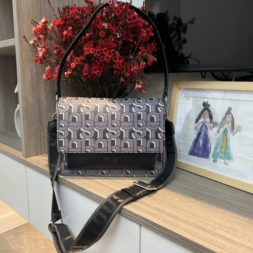 Tou*s Handbags-180-A-45