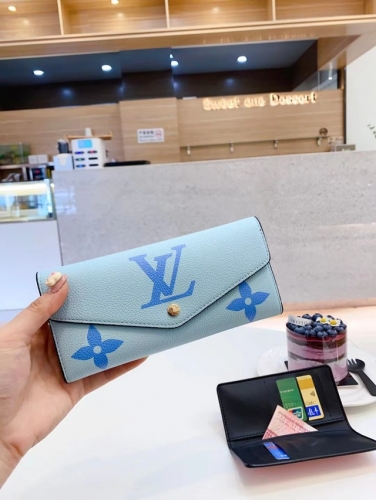 L*V Wallet-240415-BX2092