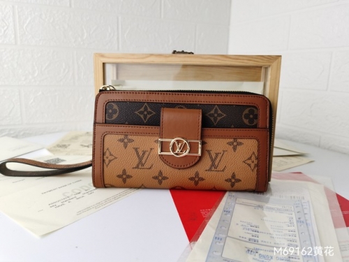 AAA-L*V Wallet Purse-OM0516