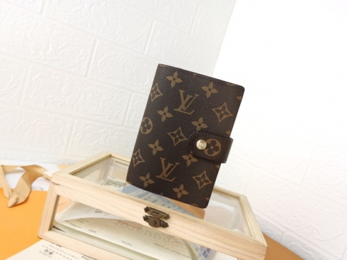 AAA-L*V Wallet Purse-OM0422