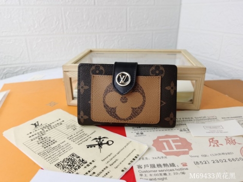 AAA-L*V Wallet Purse-OM0467