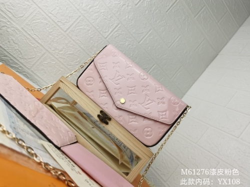 AAA-L*V Wallet Purse-OM0507