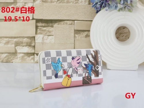 L*V Wallet-240624-OM0598