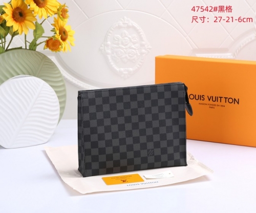 L*V Wallet-240624-OM0599