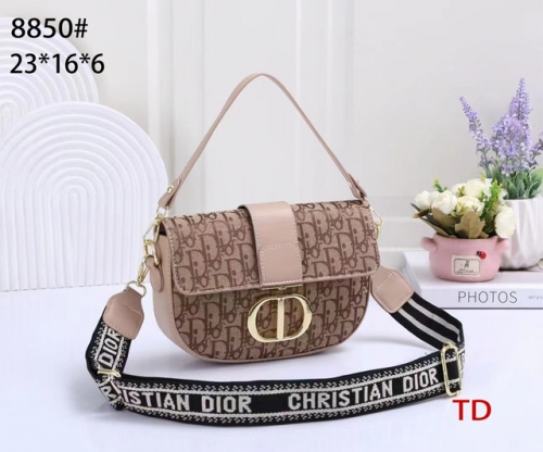 Dio*r Handbags-240624-OM0400