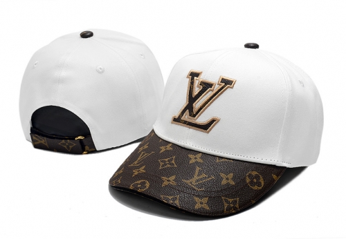 L*V Hat *Cap-240628-YM0375