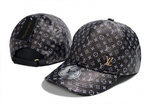 L*V Hat *Cap-240628-YM0369