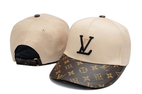 L*V Hat *Cap-240628-YM0377