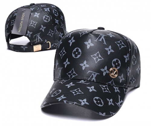 L*V Hat *Cap-240628-YM0426