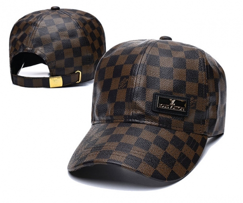 L*V Hat *Cap-240628-YM0421