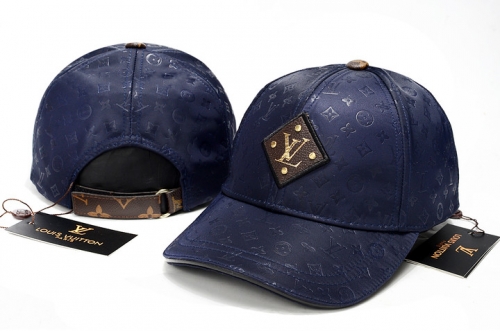 L*V Hat *Cap-240628-YM0366