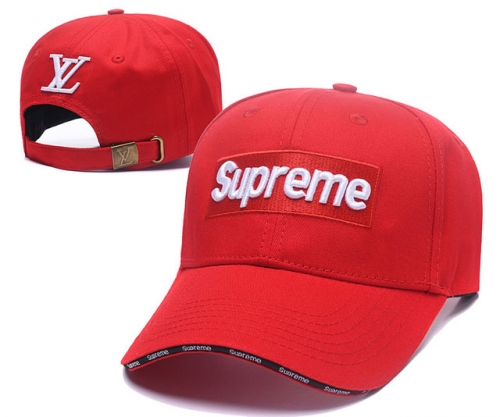 L*V Hat *Cap-240628-YM0462