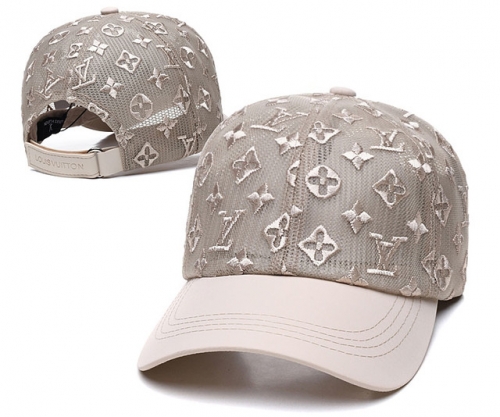 L*V Hat *Cap-240628-YM0460