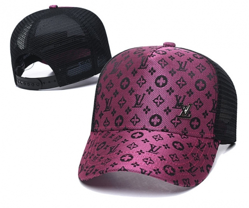 L*V Hat *Cap-240628-YM0405