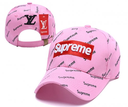 L*V Hat *Cap-240628-YM0417