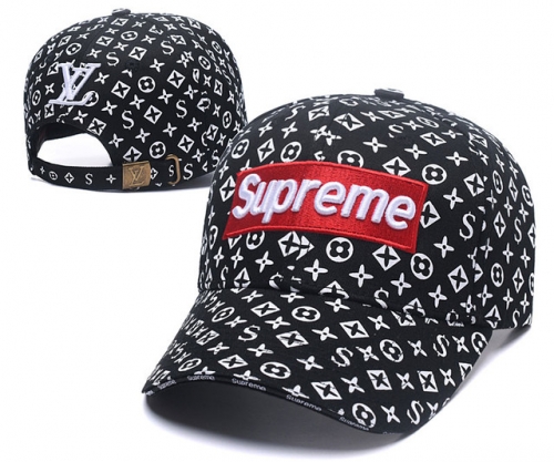 L*V Hat *Cap-240628-YM0418