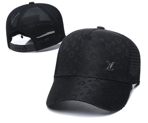 L*V Hat *Cap-240628-YM0407