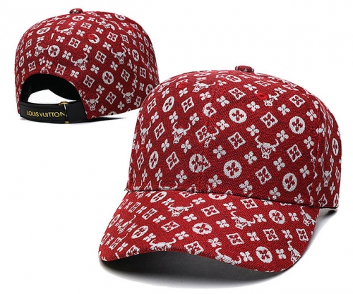 L*V Hat *Cap-240628-YM0399