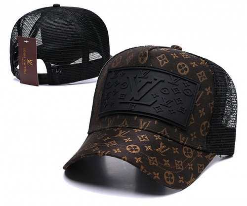 L*V Hat *Cap-240628-YM0402