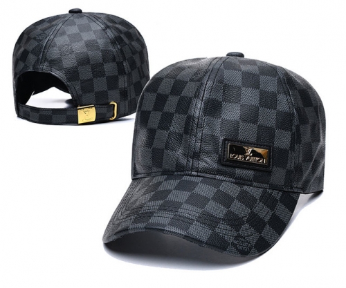 L*V Hat *Cap-240628-YM0422