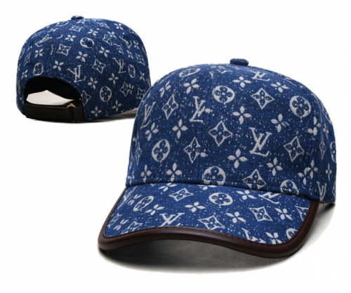 L*V Hat *Cap-240628-YM0454