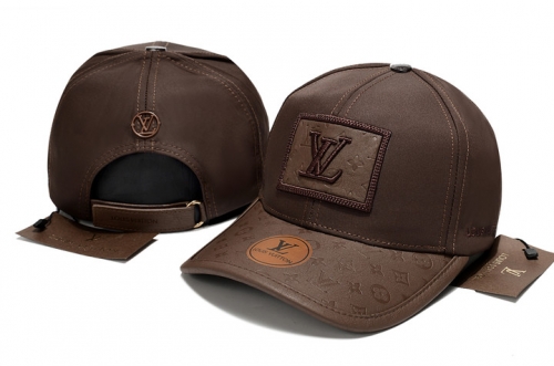 L*V Hat *Cap-240628-YM0362