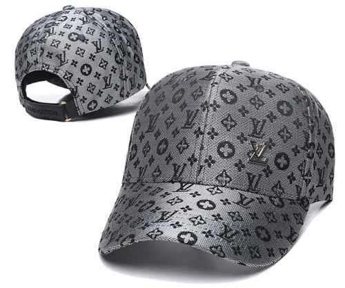 L*V Hat *Cap-240628-YM0408