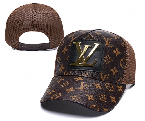 L*V Hat *Cap-240628-YM0438