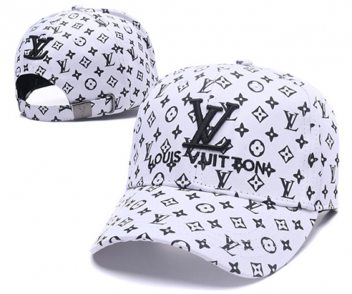 L*V Hat *Cap-240628-YM0394