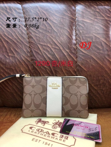 Coac*h Wallet-240920-OM1220