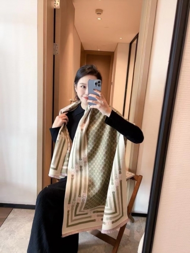 Scarf-VXH241108-S0037