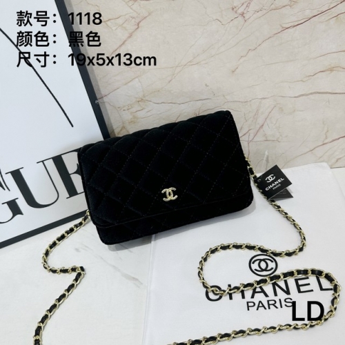 Chane*l Handbags-241121-OM1526