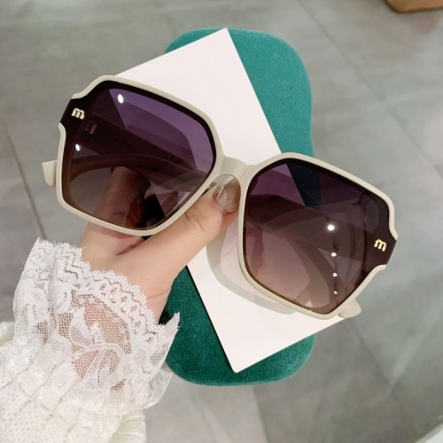 Brand Sunglasses-EZ3084