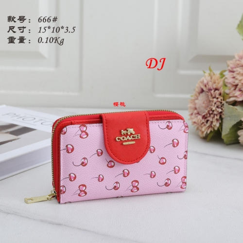 Coac*h Wallet-250420-OM1937