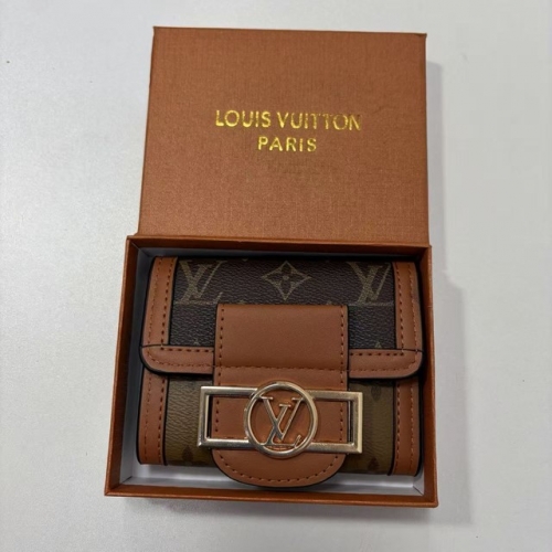 L*V Wallet-260313-XX03185