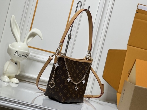 AAA-Quality  L*V  Handbags-260601-QQ00572