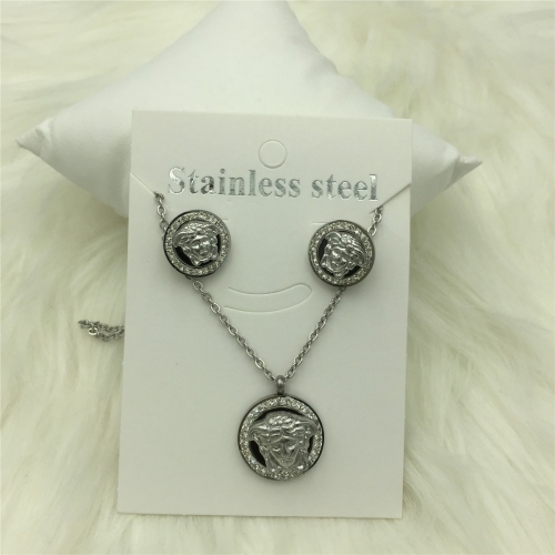 Stainless Steel Versac*e Jewelry Set LI210411-G035-S