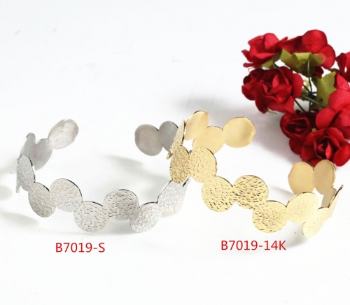 Stainless Steel Bangle B7019-14K