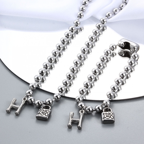 Stainless Steel Uno de 50 Jewelry Set ZH210927-Leter H