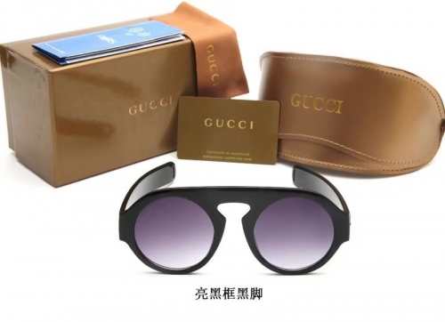 Gucc*i Sunglass With Case Q0256-13 (3)