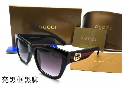 Gucc*i Sunglass With Case Q0034-14 (1)