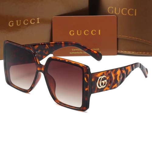 Gucc*i Sunglass With Case Q3543-14 (6)