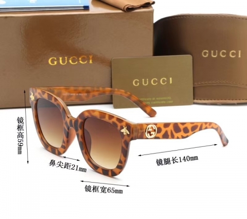 Gucc*i Sunglass With Case Q0116-15 (1)