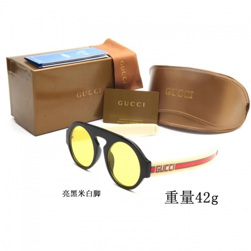 Gucc*i Sunglass With Case Q0256-13 (8)