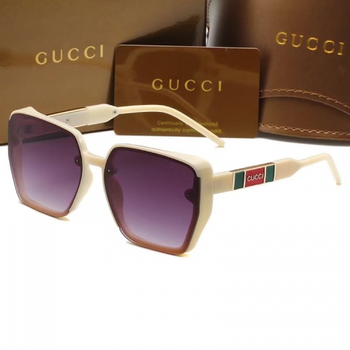 Gucc*i Sunglass With Case Q1598-15 (3)