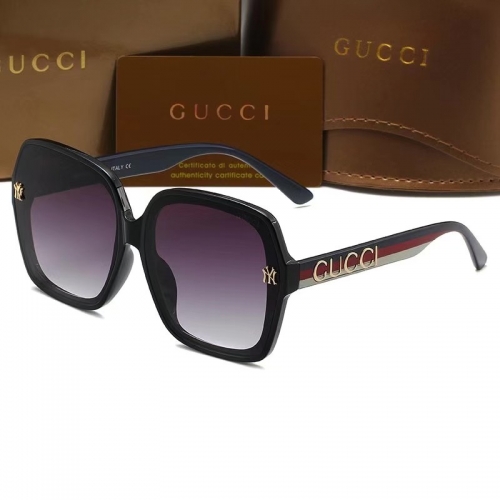 Gucc*i Sunglass With Case Q0610-15 (2)