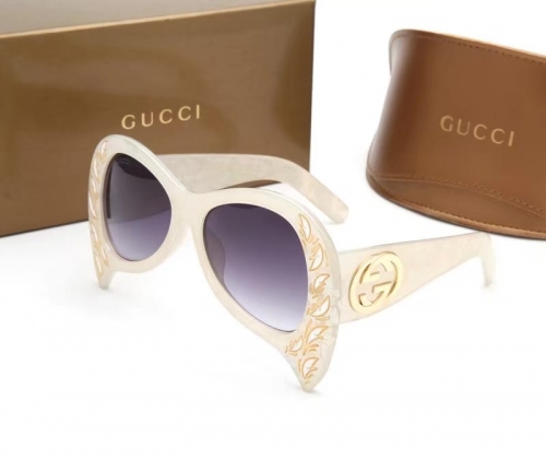 Gucc*i Sunglass With Case Q1243-15 (3)