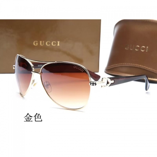 Gucc*i Sunglass With Case Q1318-14 (3)